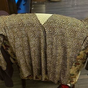 Great condition, Michael Kors, cheetah print, blouse,XL